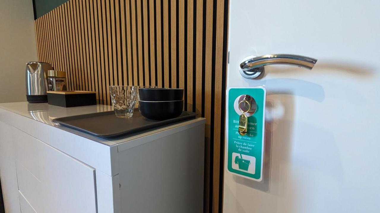 3 Rooms - Zimmervermietung Naehe Flughafen Ber - Gratis Wlan, Parken & Netflix Hospedagem domiciliar *